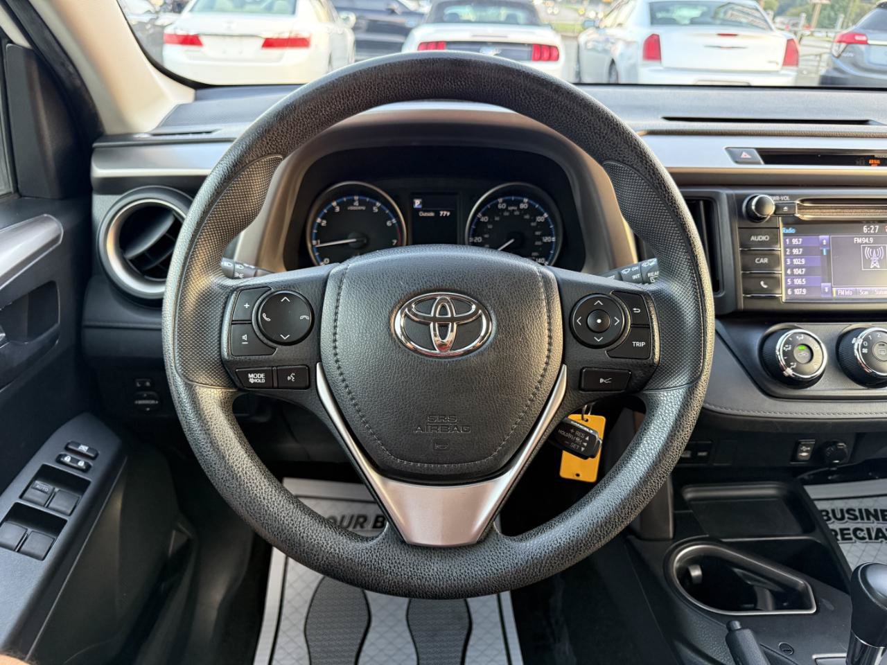 Used 2017 Toyota RAV4 LE w/ Carpet Mat Package AWD/4WD image 14