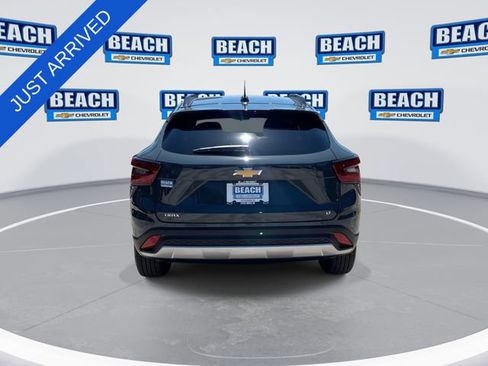 New 2026 Chevrolet Trax LT w/ Driver Confidence Package FWD image 7