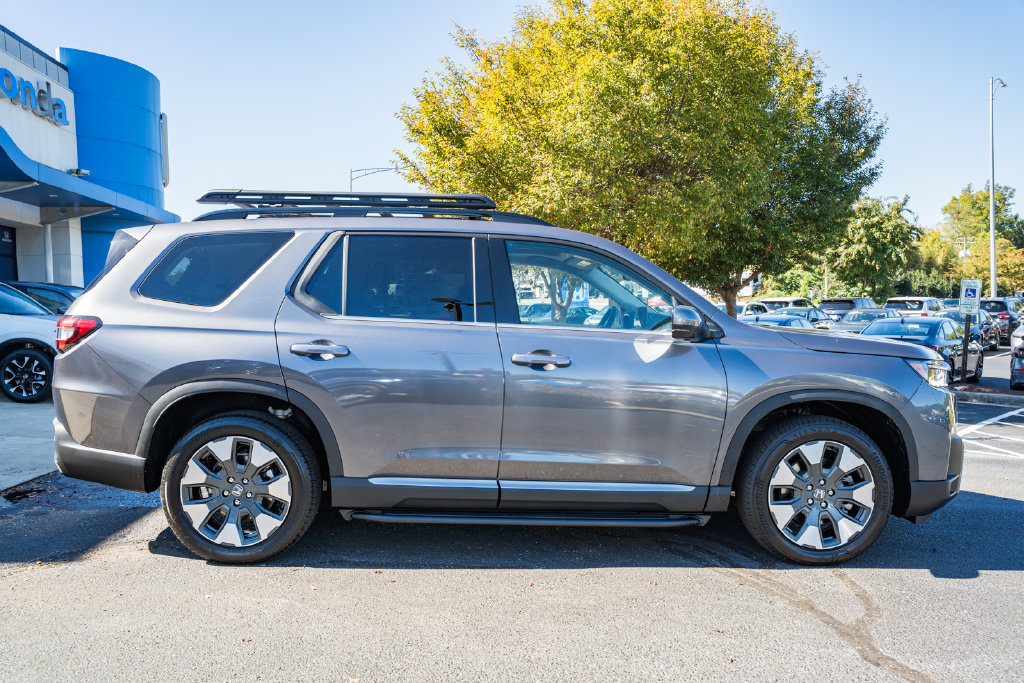 New 2026 Honda Pilot Elite image 3