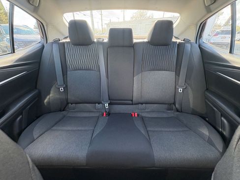 Used 2025 Toyota Camry LE image 37