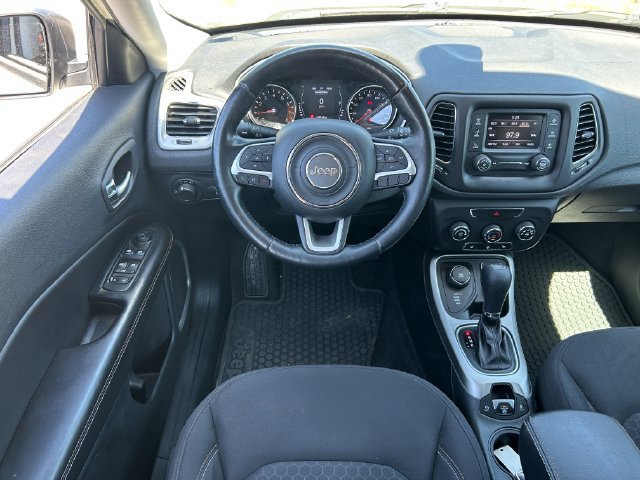 Used 2018 Jeep Compass Sport w/ Cold Weather Group AWD/4WD image 29