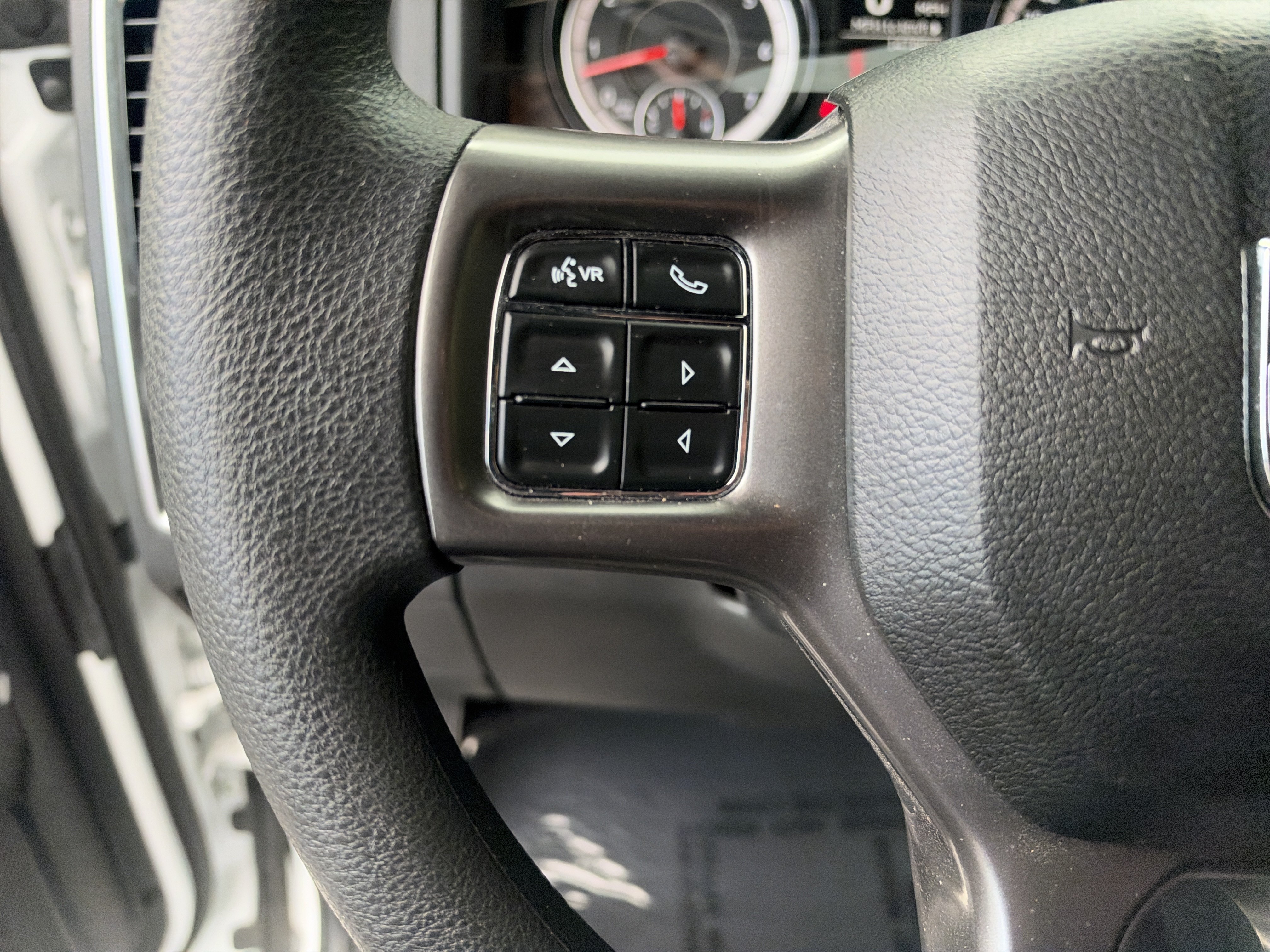 Used 2024 RAM 1500 Warlock AWD/4WD image 18