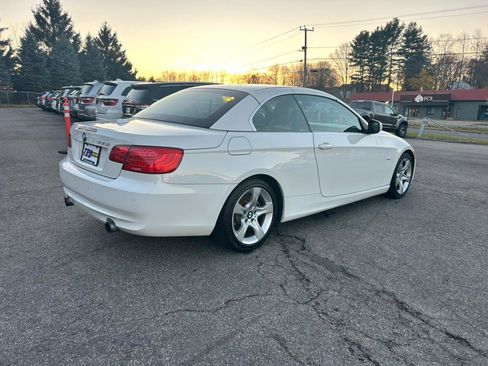 Used 2013 BMW 335i Convertible image 6
