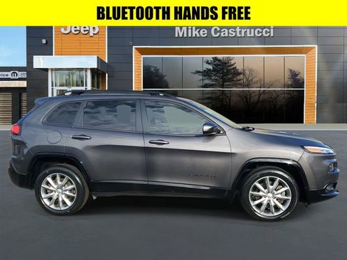Certified 2018 Jeep Cherokee Latitude image 3