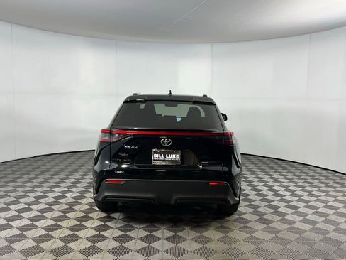 Used 2024 Toyota bZ4X XLE image 8