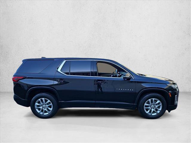 Used 2022 Chevrolet Traverse LS FWD image 4