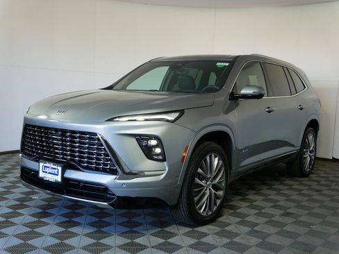 New 2026 Buick Enclave Avenir w/ Super Cruise Package image 7
