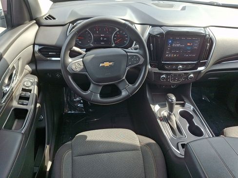 Used 2020 Chevrolet Traverse LT w/ LPO, Floor Liner Package AWD/4WD image 11
