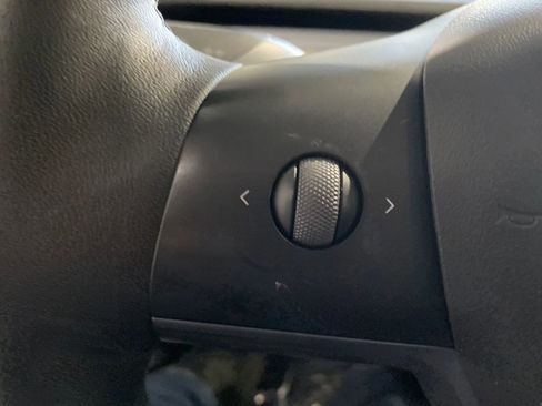 Used 2022 Tesla Model 3 Long Range image 18