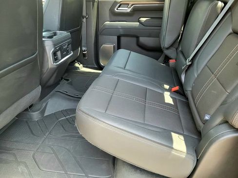 Used 2024 Chevrolet Silverado 1500 High Country AWD/4WD image 12
