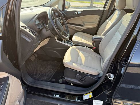 Used 2021 Ford EcoSport Titanium image 9
