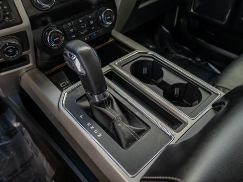 Used 2020 Ford F150 Lariat image 19