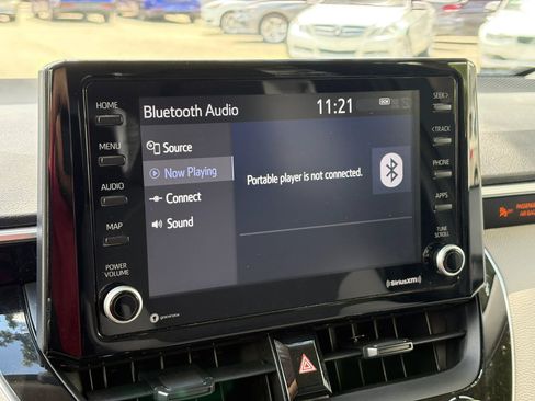 Used 2022 Toyota Corolla LE FWD image 15
