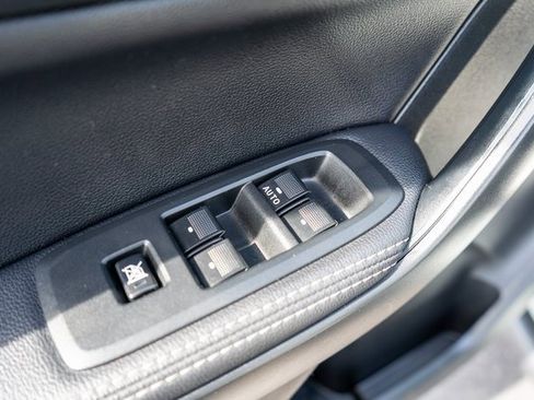 Used 2021 Ford Ranger Lariat w/ Tremor Off-Road Package image 16