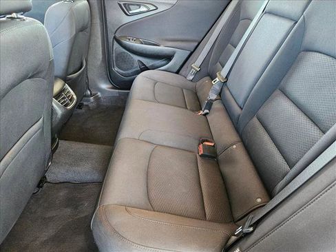 Used 2022 Chevrolet Malibu LT image 16