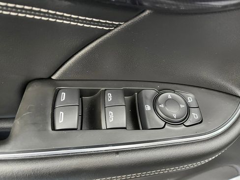 Used 2022 Buick Envision Preferred w/ Sport Touring Package image 13