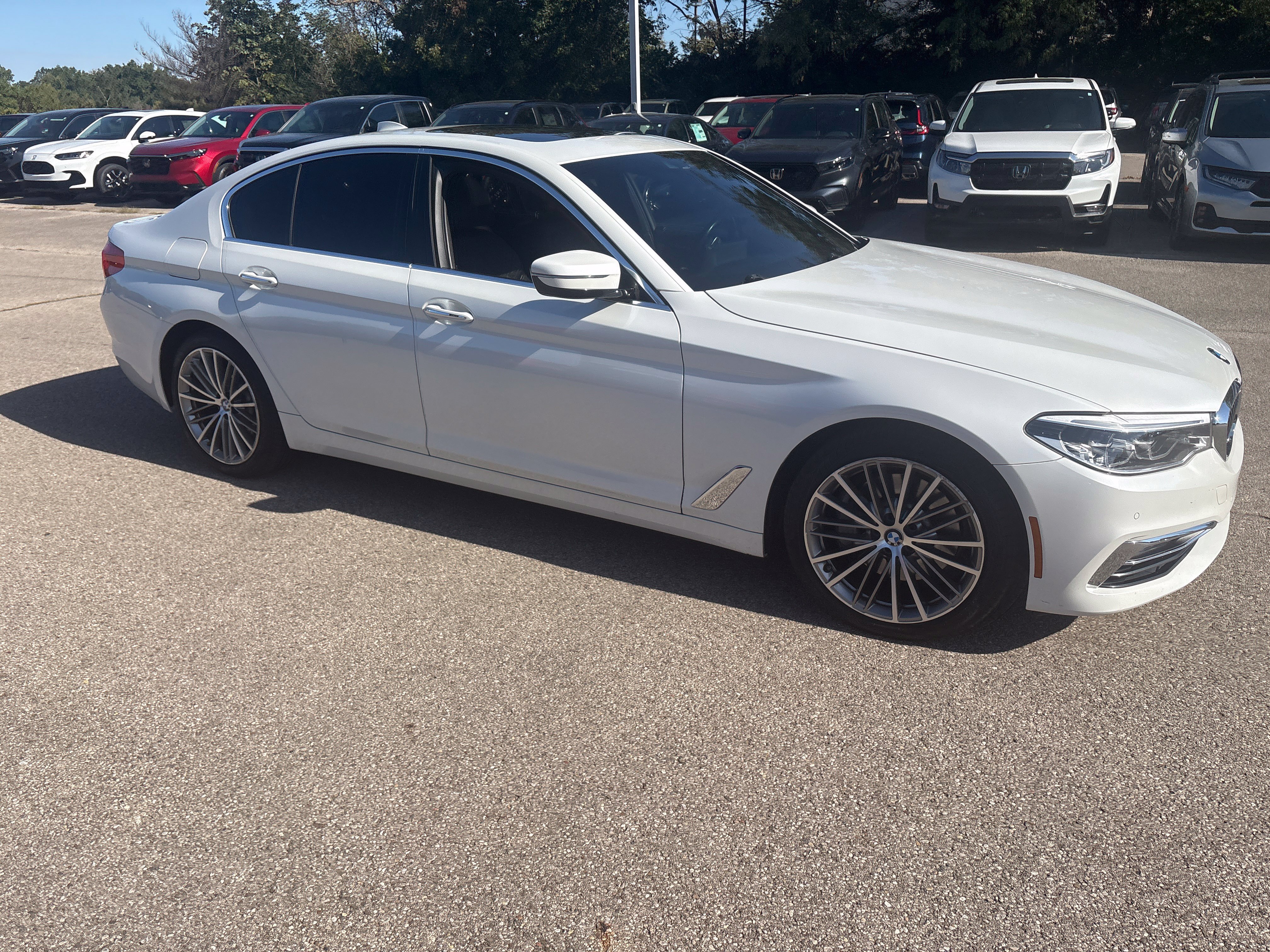 Used 2018 BMW 530i xDrive AWD/4WD image 21