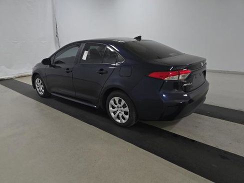 Used 2024 Toyota Corolla LE image 4