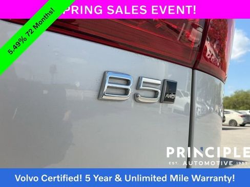 Certified 2025 Volvo XC60 B5 Core AWD/4WD image 14