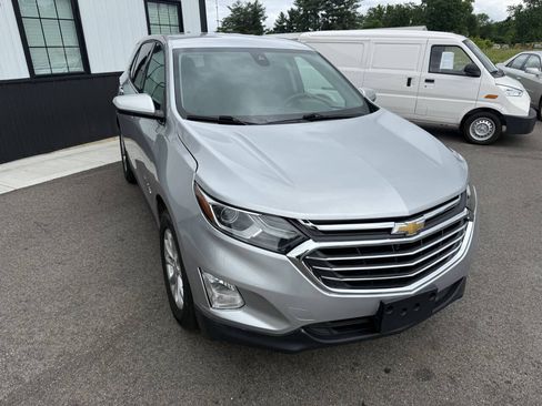 Used 2020 Chevrolet Equinox LT FWD image 4