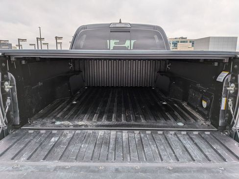 Used 2019 Toyota Tacoma Limited image 26