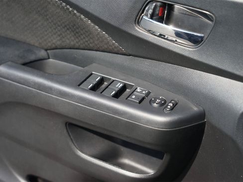 Used 2015 Honda CR-V EX image 30