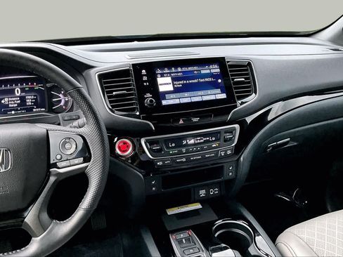 Used 2023 Honda Passport Elite image 7