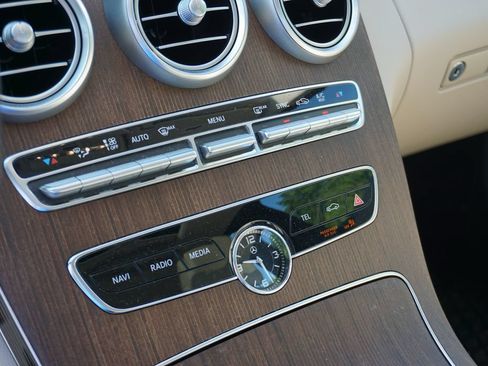 Certified 2020 Mercedes-Benz C 300 4MATIC Sedan image 19