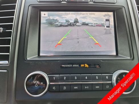 Used 2019 Ford Expedition Limited RWD image 28