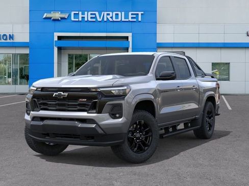 New 2026 Chevrolet Colorado Z71 w/ Midnight Edition AWD/4WD image 6