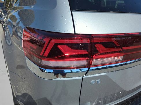 New 2026 Volkswagen Atlas SE image 46