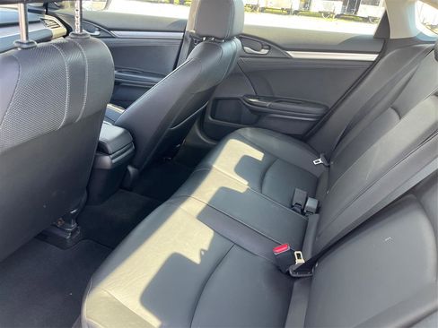 Used 2018 Honda Civic EX-L image 10