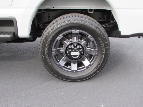 New 2026 Ford F250 XL w/ STX Appearance Package AWD/4WD image 11