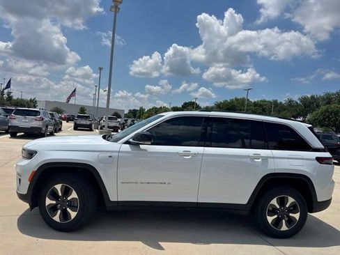 Used 2022 Jeep Grand Cherokee Limited 4xe AWD/4WD image 5