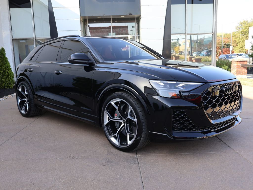 Used 2025 Audi RS Q8 performance AWD/4WD image 8