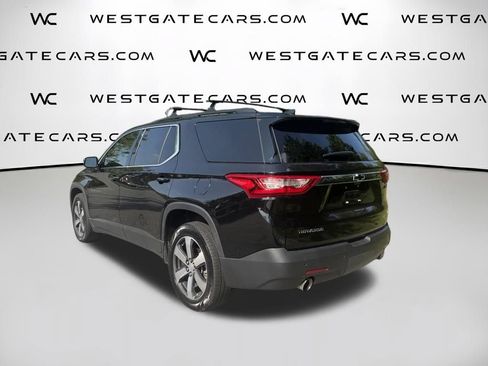 Used 2019 Chevrolet Traverse LT w/ LT Premium Package FWD image 4