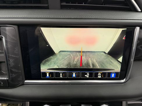 Used 2023 GMC Yukon XL Denali w/ LPO, Floor Liner Package AWD/4WD image 18