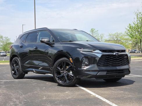 Used 2019 Chevrolet Blazer RS FWD image 2