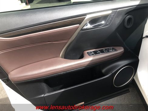Used 2016 Lexus RX 350 FWD w/ Premium Package image 9