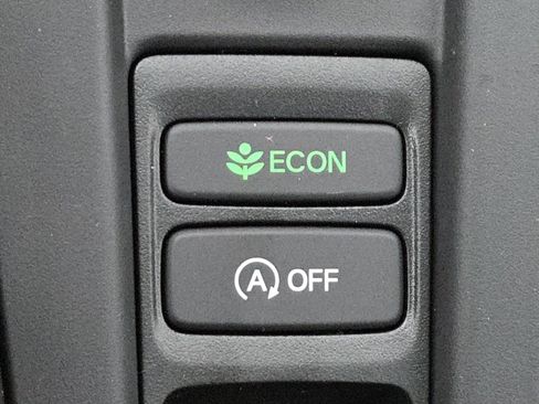 New 2025 Honda Accord SE image 9