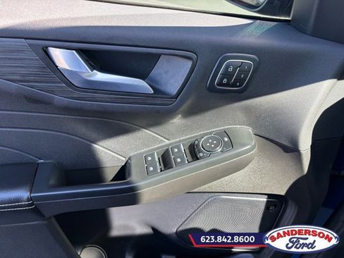 Certified 2023 Ford Escape SE w/ PHEV Premium Package FWD image 11