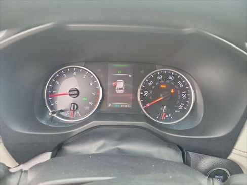 Certified 2021 Toyota RAV4 XLE w/ Convenience Package FWD image 33