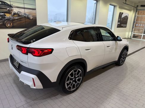 Certified 2025 BMW X2 xDrive28i w/ Convenience Package AWD/4WD image 6