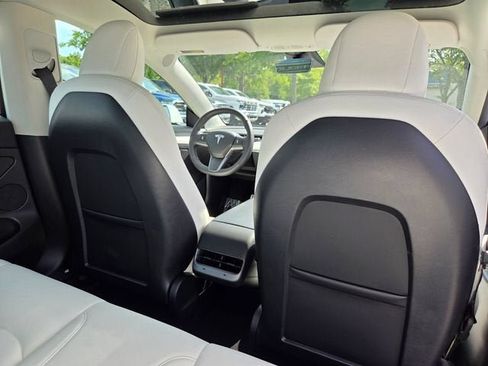 Used 2022 Tesla Model 3 Performance AWD/4WD image 18