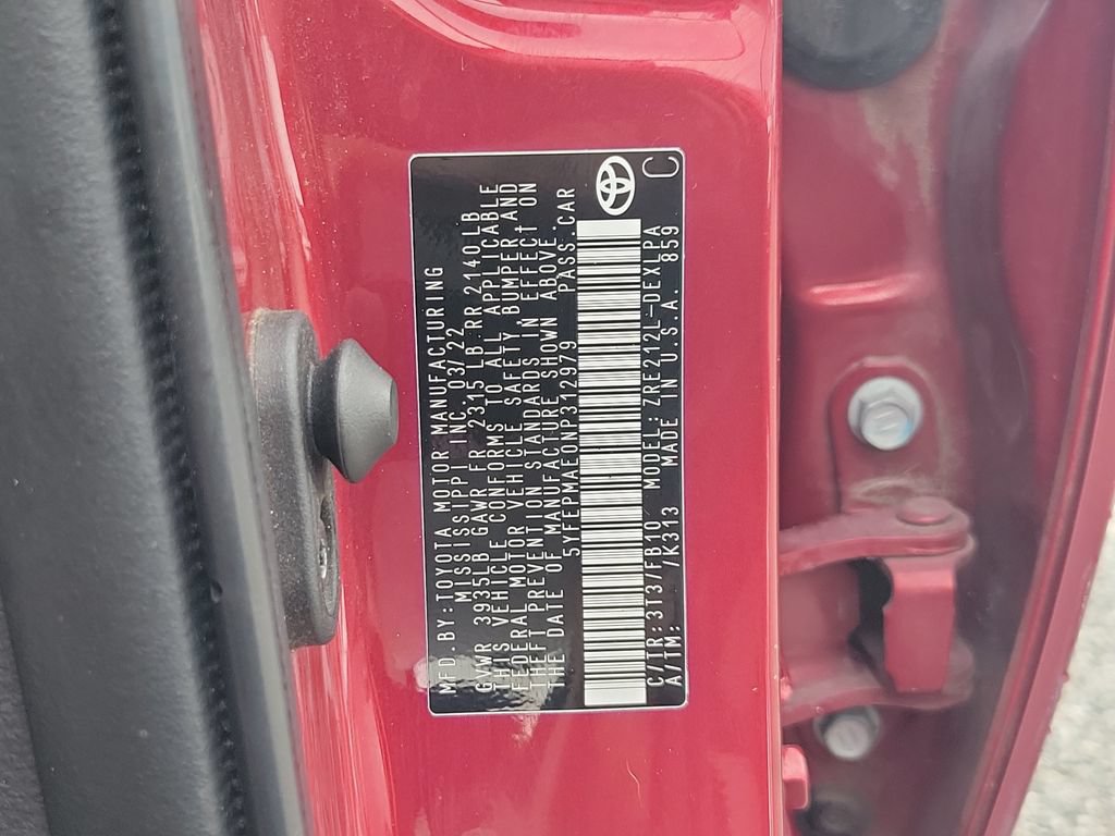 Used 2022 Toyota Corolla LE FWD image 32