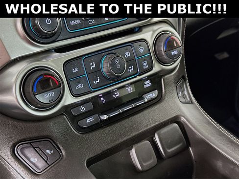 Used 2019 Chevrolet Tahoe LT image 17