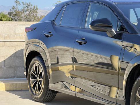 New 2026 Lexus RZ 350e RZ 350e image 5