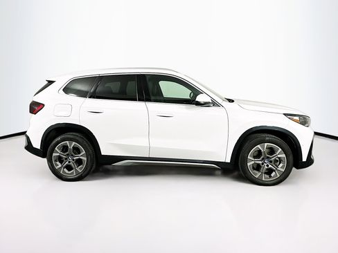 Used 2025 BMW X1 xDrive28i image 10