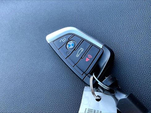 Used 2023 BMW i4 eDrive35 image 14