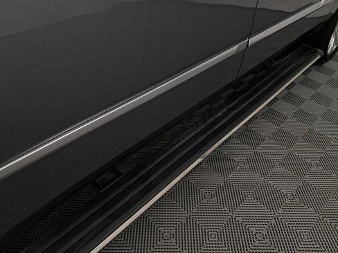 Used 2020 Cadillac Escalade ESV Platinum image 7